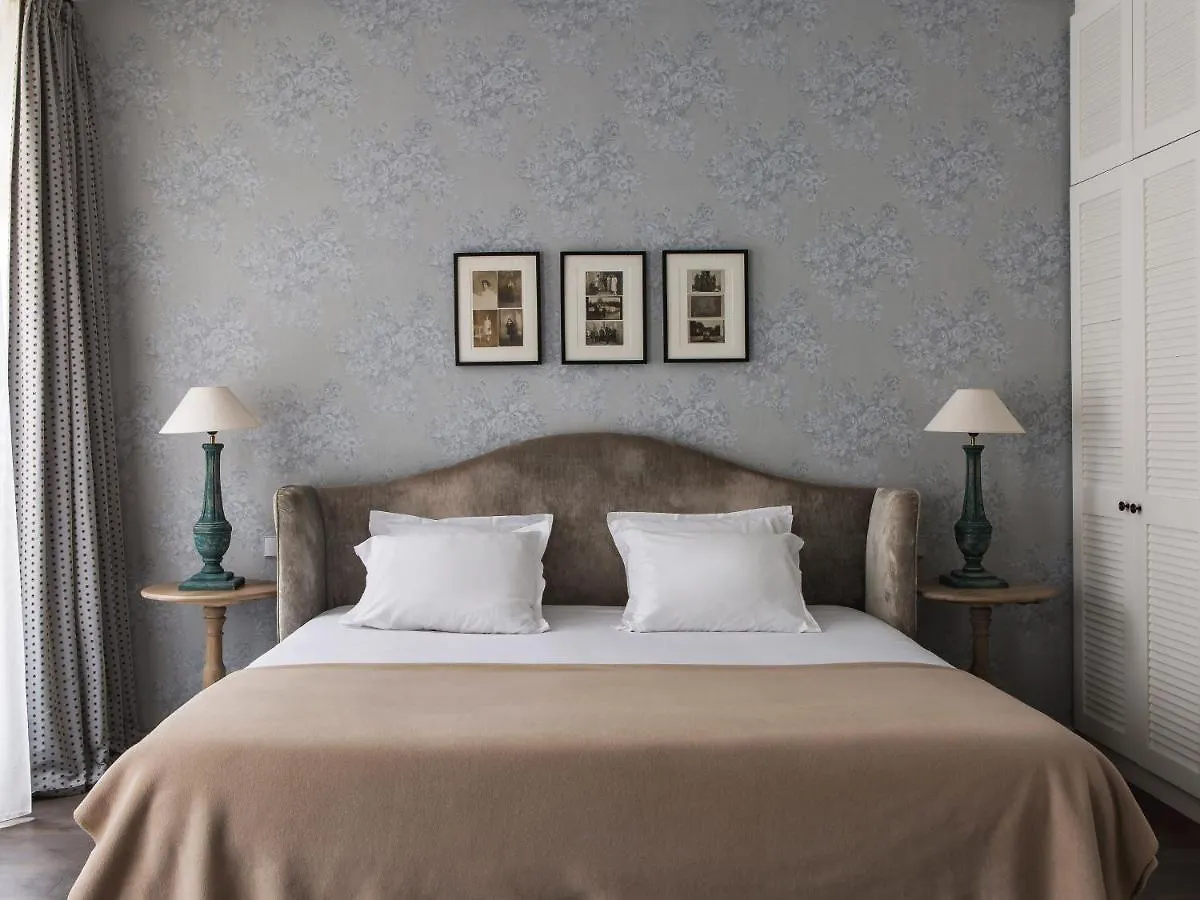 פריז New Hotel Roblin צרפת