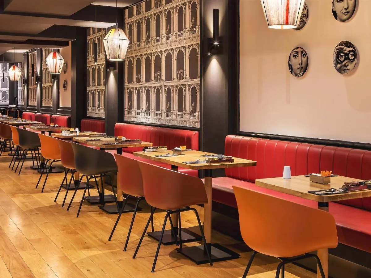 ****  New Hotel Roblin Paris Fransa