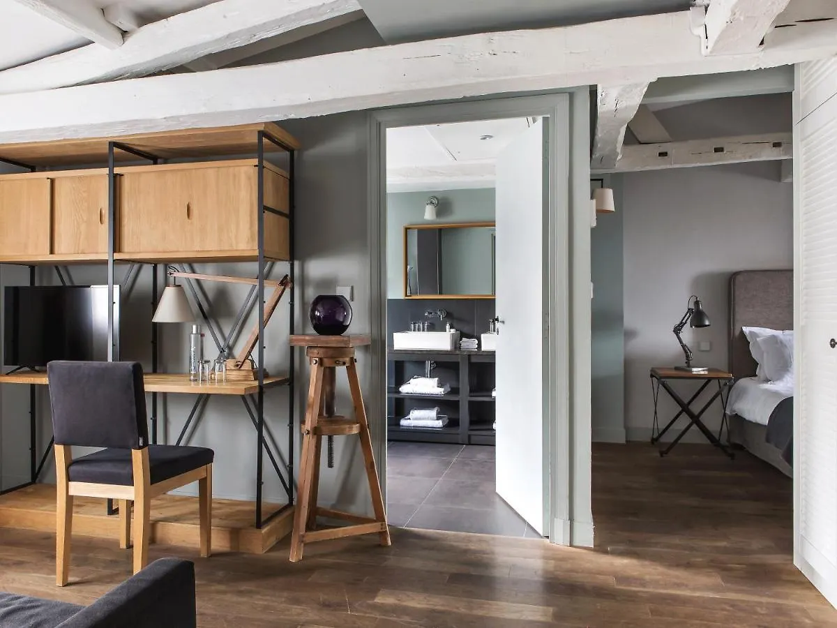 New Hotel Roblin Paris