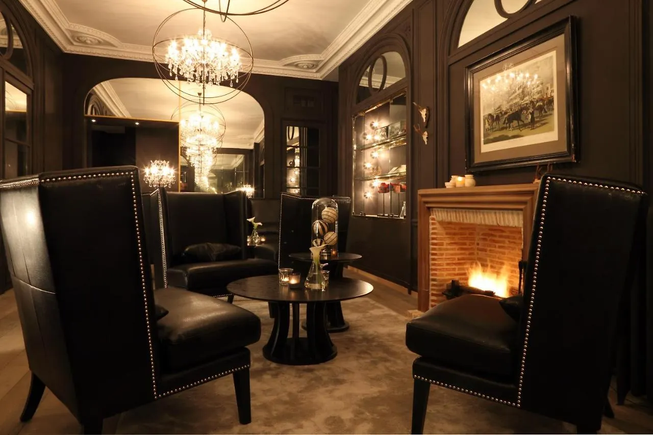 New Hotel Roblin Paris