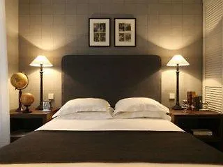 New Hotel Roblin Paris
