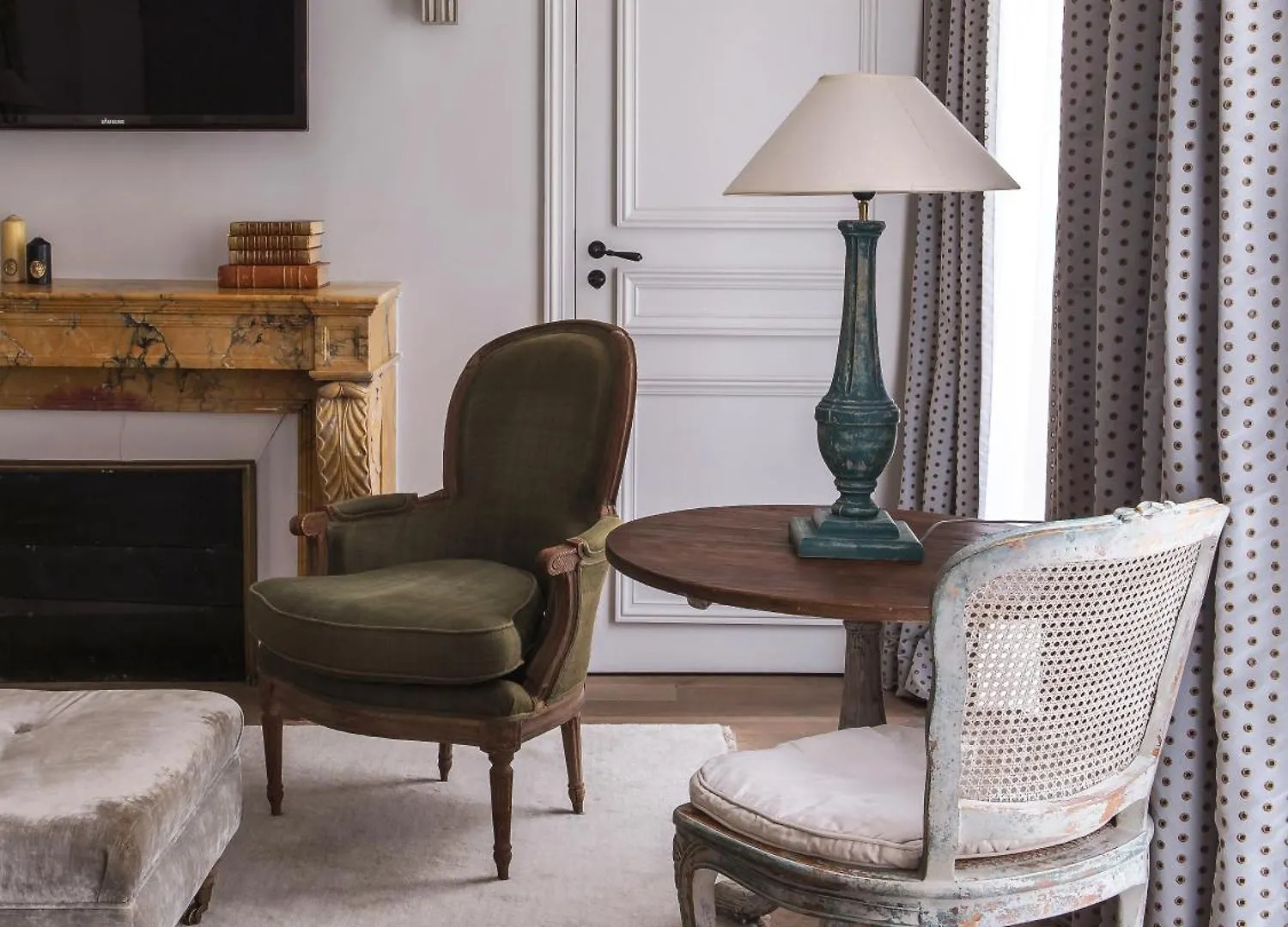 New Hotel Roblin Paris